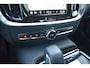 Volvo V60 T6 350PK Plug-in hybrid AWD Essential Bright / 19" Velgen  / Lederen bekleding / Stuur & Stoelverwarming /