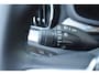 Volvo V60 T6 350PK Plug-in hybrid AWD Essential Bright / 19" Velgen  / Lederen bekleding / Stuur & Stoelverwarming /
