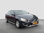 Volvo S60 2.0T Intro Edition Automaat | Full map navigatie | Parkeersensoren | Climate control |