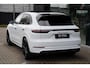 Porsche Cayenne 4.0 Turbo S E-Hybrid PCCB / Panoramadak / Bose / 22 Inch