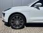 Porsche Macan 2.0 Panoramadak Elek Sportstoelen Bose Leder 21 Inch Turbo Velgen Navigatie Led Getint Glas NL Auto Wit metallic