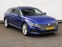 Volkswagen Arteon Shooting Brake 1.4 TSI eHybrid R-Line Business+ 218PK DSG | Panoramadak | Trekhaak | Lederen bekleding | Camera | Stoel/stuurverwarming | Led |Keyless
