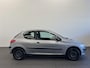 Peugeot 206 1.4 XR Trekhaak CD/RADIO APK tot 15/11/2026
