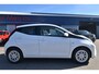 Toyota Aygo 1.0 VVT-i x-play , A UITRIJ CAM , NAVI VIA APP , BL TOOTH , AIRCO ,