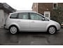 Ford C-Max Focus 2.0-16V Futura Automaat | Airco | Cruise control | Parkeer sensoren | Elec ramen | Trekhaak