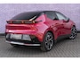 Lynk & Co 02 More 66 kWh | Panoramadak | 445 km elektrisch bereik | Adaptive Cruise Control | Harman Kardon Premium Audio Systeem | 360 graden camera | Dodehoekdetectie | Stoel/Stuurverwarming | Apple CarPlay/Android Auto | 20"LM-velgen | Elektrisch bedienbare voorstoelen met geheugenfunctie | Klimaat warmtepomp | Elektrisch bedienbare achterklep |