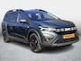 Dacia Jogger 1.6 Hybrid 140 Extreme 7p. / Stoelverwarming / Comfort-Pakket / Carplay / Camera / Cruise control / DAB+ / Keyless / 1e Eigenaar / Full LED / 16'' Lichtmetalen Velgen /