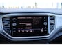Volkswagen T-Roc 1.5 TSI Automaat Style Business | Adapt. Cruise | Camera | Verw. Voorstoelen | DAB | AppleCarplay | El. Achterklep |