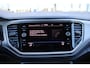 Volkswagen T-Roc 1.5 TSI Automaat Style Business | Adapt. Cruise | Camera | Verw. Voorstoelen | DAB | AppleCarplay | El. Achterklep |