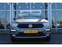 Volkswagen T-Roc 1.5 TSI Automaat Style Business | Adapt. Cruise | Camera | Verw. Voorstoelen | DAB | AppleCarplay | El. Achterklep |