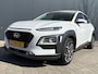 Hyundai Kona 1.6 GDI HEV Premium / Stoel/stuur Verwarwarming / Stoel Verkoeling / Apple Carplay/Android Auto / Navigatie / Automaat /