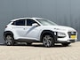 Hyundai Kona 1.6 GDI HEV Premium / Stoel/stuur Verwarwarming / Stoel Verkoeling / Apple Carplay/Android Auto / Navigatie / Automaat /