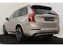 Volvo XC90 II T8 PLUG-IN HYBRID ULTRA DARK *FULL OPTIONS!* -PANO.DAK|BOWERS&WILKINS|LUCHTVERING|360°CAM|HEAD-UP DISP.|GEVENT.LEDER+MASSAGE|TREKHAAK