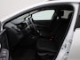 Renault Clio Estate 0.9 TCe Limited | AIRCO | NAVIGATIE | BLUETOOTH | CRUISE CONTROL | PARKEERSENSOREN |