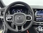 Volvo V60 2.0 T6 Plug-in hybrid AWD Plus Dark | Trekhaak | PDC V+A en 360 camera | Lederen sportstoelen | Stoel + Stuurverwarming | Voorruit verwarming | BLIS | Adaptive Cruiscontrol |