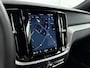 Volvo V60 2.0 T6 Plug-in hybrid AWD Plus Dark | Trekhaak | PDC V+A en 360 camera | Lederen sportstoelen | Stoel + Stuurverwarming | Voorruit verwarming | BLIS | Adaptive Cruiscontrol |