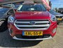 Ford Kuga 1.5 Titanium 4WD / Parkeersensoren / Bluetooth / Airco / Automaat