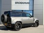 Land Rover Defender 110 P300e X-Dynamic HSE | 22 Inch | Pano | Meridian Surround | El. trekhaak | Koelbox | Black Pack | Cold Climate