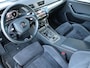 Skoda Superb 1.4 TSI 218 pk DSG iV Style | Trekhaak zwenkbaar | Voorstoelen met Geheugen | DCC | LED | Smartlink | Stoel + Stuurverwarming | LED | Voorruit Verwarming | Elektrische Klep | Patina Grey |