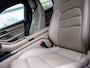 Porsche Taycan Sport Turismo 79 kWh | BOSE | PASM LUCHTVERING | PANORAMADAK | 20 INCH | ACHTERUITRIJCAMERA | WARMTEPOMP | ADAPTIEVE CRUISE CONTROL | 14-WEG STOELEN | VULKAANGRIJS |