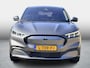 Ford Mustang Mach-E Extended First Edition AWD 98 kWh SoH 95% / Afneembare Trekhaak / Panoramadak / B&O / Adaptive Cruise / Stoelverwarming / Memory / 360° Camera / Navigatie / Technologie-Pakket / DAB / Keyless / Matrix LED / 1e Eigenaar /