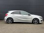 Mercedes-Benz A-klasse A 180 Ambition AMG | PANO | Stoelverwarming | Bi-Xenon | Achteruitrijcamera | Parkeersensoren | Cruise