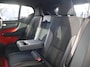 Volvo XC40 1.5 T5 Recharge R-Design | Trekhaak | Memory | 360 camera | Vos geleverd & onderhouden | Lava orange interieur