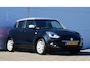 Suzuki Swift 1.2 SMART HYBRID SELEKT | HOGE ZIT | AUTOMAAT | CAMERA | AIRCO | 16'' INCH LICHTMETAAL | ALL SEASON BANDEN | ALL IN RIJKLAARPRIJS
