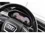 Audi Q3 35 TFSI 150pk S-tronic S Edition | 19" LMV | Trekhaak | Ambiante Verlichting | Stoelverwarming