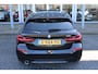 BMW 1-Serie 5-Drs 118i Automaat High Executive | Schuif/Kanteldak | Head-Up display | Camera | Verw. Voorstoelen | 19" LMV | PDC V+A |