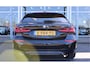 BMW 1-Serie 5-Drs 118i Automaat High Executive | Schuif/Kanteldak | Head-Up display | Camera | Verw. Voorstoelen | 19" LMV | PDC V+A |