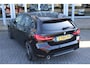BMW 1-Serie 5-Drs 118i Automaat High Executive | Schuif/Kanteldak | Head-Up display | Camera | Verw. Voorstoelen | 19" LMV | PDC V+A |