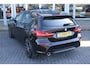 BMW 1-Serie 5-Drs 118i Automaat High Executive | Schuif/Kanteldak | Head-Up display | Camera | Verw. Voorstoelen | 19" LMV | PDC V+A |