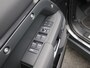 Land Rover Defender 2.0 P300e 110 X-Dynamic SE | Cold Climate Pack | Panorama Schuif-Kantel Dak | Elektrische Trekhaak | Clear Sight Spiegel | Mistlampen | Koelkast
