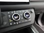 Land Rover Defender 2.0 P300e 110 X-Dynamic SE | Cold Climate Pack | Panorama Schuif-Kantel Dak | Elektrische Trekhaak | Clear Sight Spiegel | Mistlampen | Koelkast
