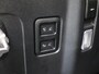 Land Rover Defender 2.0 P300e 110 X-Dynamic SE | Cold Climate Pack | Panorama Schuif-Kantel Dak | Elektrische Trekhaak | Clear Sight Spiegel | Mistlampen | Koelkast