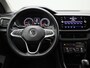 Volkswagen T-Cross 1.0 TSI Life 116 PK| Origneel Nederlands | 1e Eigenaar | Dealeronderhouden | Navigatie | Parkeersensoren Voor & Achter | 16 Inch Velgen