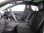 Volkswagen T-Roc R-Line First Edition 1.5 eTSI 110 kW / 150 PK SUV Panoramadak | Stoelverwarming | Achteruitrijcamera