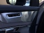 Volvo XC90 2.0 T8 Plug-in hybrid AWD Ultra Dark | Adaptieve Cruise Control | Luchtvering | Trekhaak | Panoramadak | Bowers & Wilkins Audio | Nappa Lederen Bekleding | Stoel-/Stuurverwarming | 360 Parkeercamera | 21" Velgen | Stoelventilatie | Massagefuntie voor