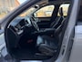 Volvo XC90 2.0 T8 Plug-in hybrid AWD Ultra Dark | Adaptieve Cruise Control | Luchtvering | Trekhaak | Panoramadak | Bowers & Wilkins Audio | Nappa Lederen Bekleding | Stoel-/Stuurverwarming | 360 Parkeercamera | 21" Velgen | Stoelventilatie | Massagefuntie voor