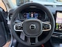 Volvo XC90 2.0 T8 Plug-in hybrid AWD Ultra Dark | Adaptieve Cruise Control | Luchtvering | Trekhaak | Panoramadak | Bowers & Wilkins Audio | Nappa Lederen Bekleding | Stoel-/Stuurverwarming | 360 Parkeercamera | 21" Velgen | Stoelventilatie | Massagefuntie voor