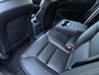 Volvo XC60 2.0 T6 Plug-in hybrid AWD Plus Black Edition PHEV, Automaat, Nappa leder, Stoelventilatie, Stoelkoeling, Stoelverwarming, Stuurverwarming, 360 graden parkeercamera, Harman Kardon audio, Elektrische stoelen, Extra getinte ramen