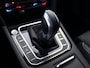 Volkswagen Passat Variant GTE 1.4 TSI PHEV 218 pk DSG Business | Alcantara Interieur | Camera | App connect | Matrix LED | Navigatie | Stoel + Stuurverwarming | ACC | 17'' LM | Keyless |