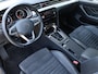 Volkswagen Passat Variant GTE 1.4 TSI PHEV 218 pk DSG Business | Alcantara Interieur | Camera | App connect | Matrix LED | Navigatie | Stoel + Stuurverwarming | ACC | 17'' LM | Keyless |