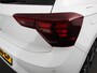 Volkswagen Polo 1.0 TSI R-Line DSG Navigatie App Connect Climate Control DAB LED Parkeer sensoren Cruise control adaptive Lichtmetalen velgen