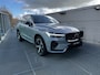 Volvo XC60 2.0 T6 Plug-in hybrid AWD Plus Dark Automaat, Panorama dak, Premium sound-Harman-Kardon, Electr. stoelen voor, 21 inch velgen,  Luchtvering, Parkeer camera 360Gr.