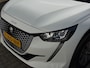Peugeot e-208 EV 50kWh 136pk Allure 3 Fase | Navigatie | Climate control | Voorverwarming | DAB | All season banden