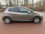 Peugeot 208 1.2 VTi Style / Navi / PDC / 5-drs