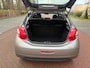 Peugeot 208 1.2 VTi Style / Navi / PDC / 5-drs