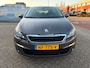 Peugeot 308 1.2 PureTech Allure / Navi / PDC / LED